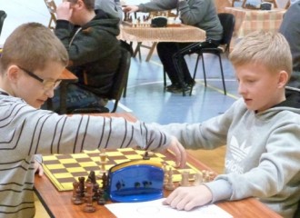 Obrazek: Najlepsi szachiści zagrali w Łącku
