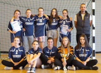 Obrazek: Dziewczęta z Podegrodzia awansowały do Mistrzostw Małopolski