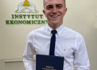 Obrazek: Absolwent starosądeckiego LO najlepszy w konkursie Towarzystwa Ekonomistów Polskich