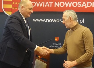 Obrazek: Powiat dofinansuje kursy prawa jazdy dla uczniów szkół zawodowych